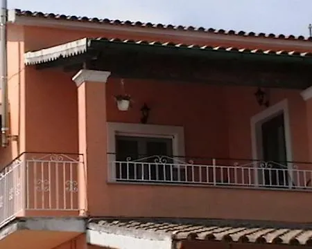 Apartamento Skampous Family